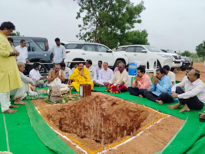 Wide view of the ground-breaking ceremony